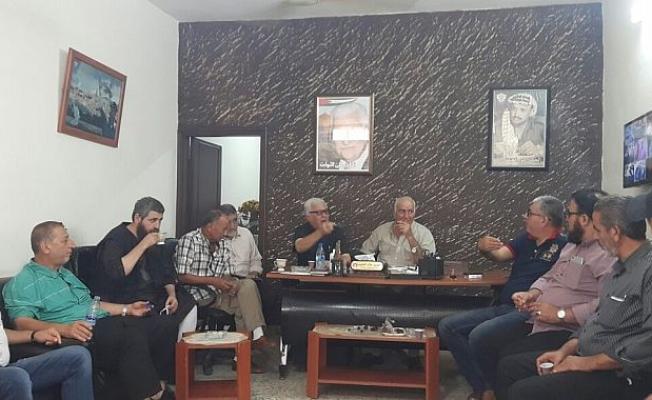 من الاجتماع