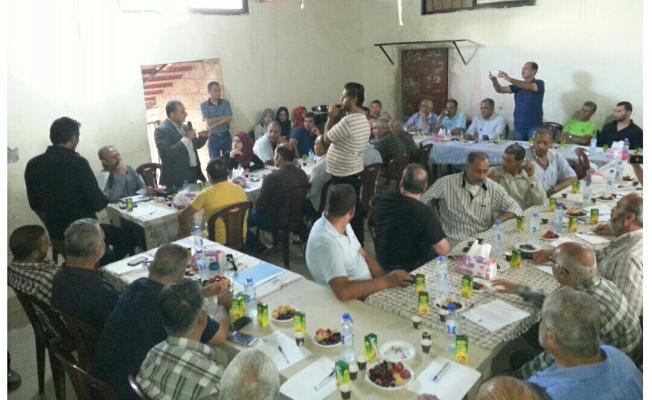 ندوة في عين الحلوة