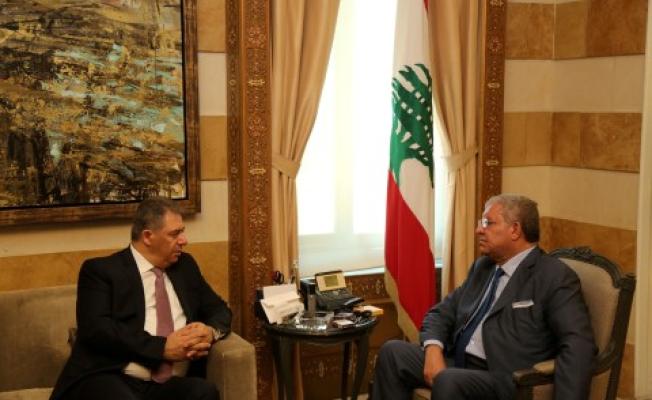 دبور والمشنوق