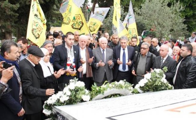 الأحمد في مقبرة الشهداء 