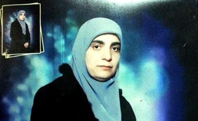 الأسيرة منى قعدان