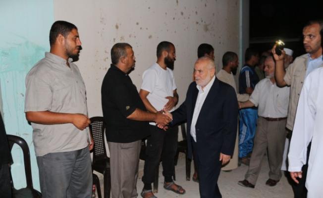 بحر  خلال تأدية واجب العزاء بشهداء رفح