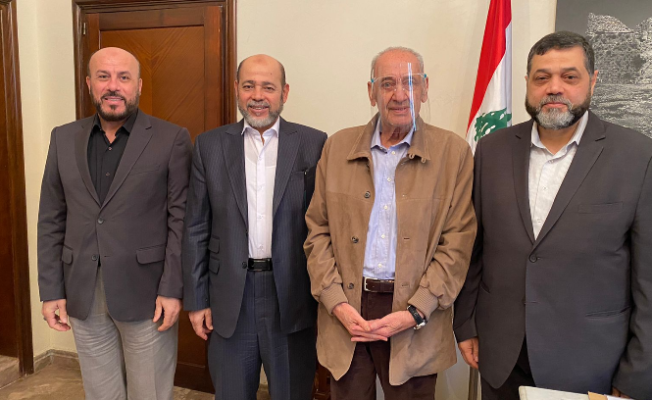 بري يلتقي وفد  حماس