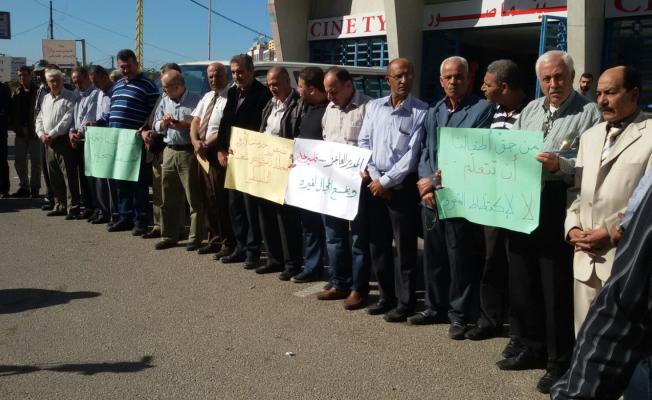 صورة من الاعتصام أمام مقر الأونروا في صور