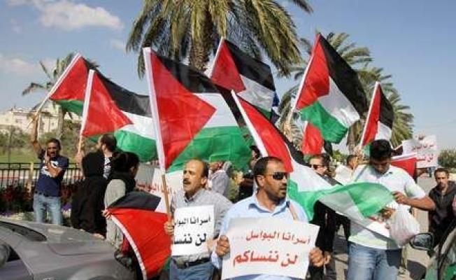 تضامن مع الأسرى