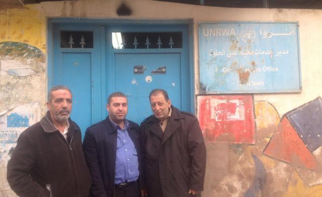صورة من أمام مكتب مدير الأونروا في عين الحلوة