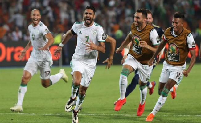 الجزائر والسنغال
