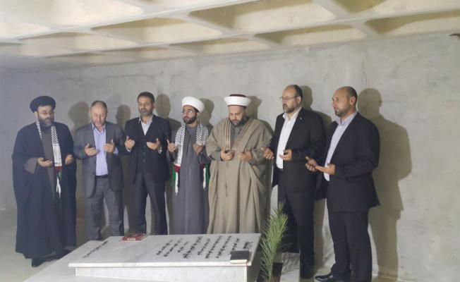 خلال الزيارة