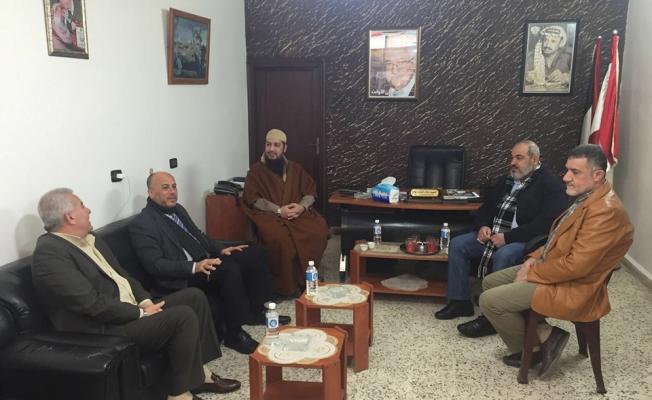 اثناء الاجتماع في عين الحلوة