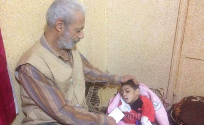 الخيرية توزع مساعدات في عين الحلوة