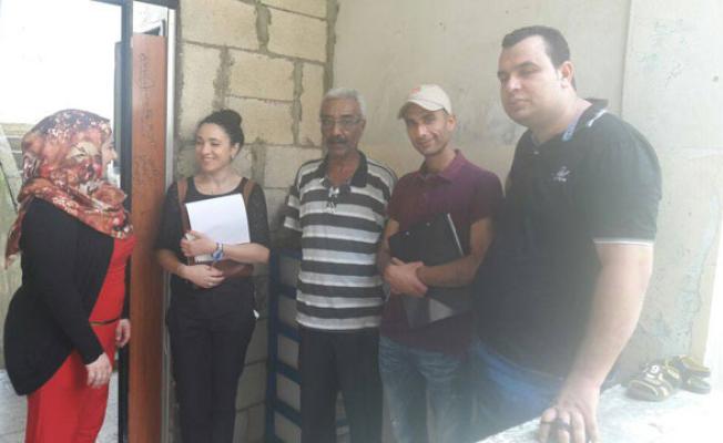 ممثلو المساعدات الشعبية النروجية في عين الحلوة