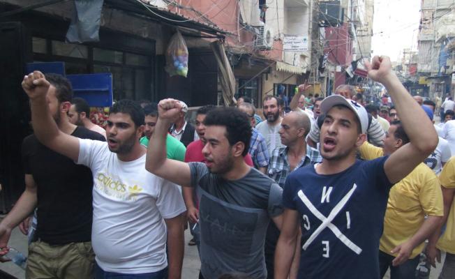 مسيرة في عين الحلوة