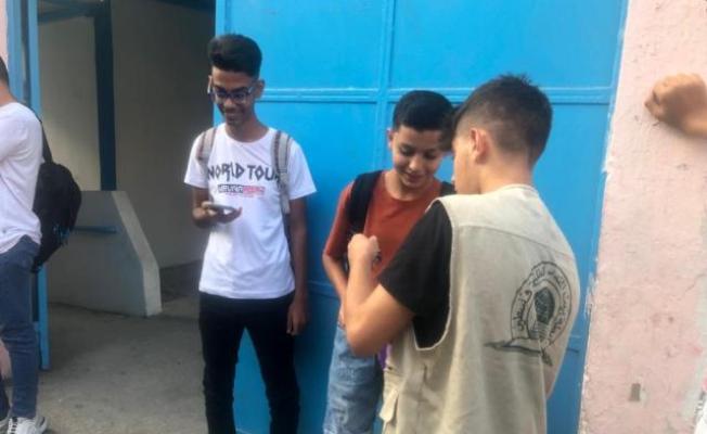 رابطة بيت المقدس توزع الحلوى