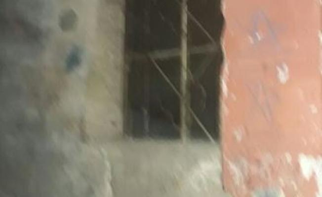 من مكان إلقاء القنبلة 