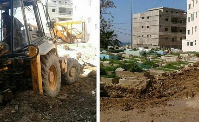 المقبرة القديمة في مخيم البارد