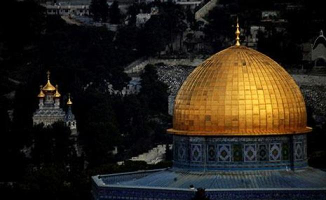 يفتقد المقدسيون رؤية الإنارة التي كانت تبرز قبة الصخرة من مسافة بعيدة