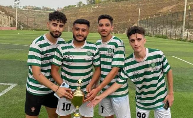  الفريق القائز  بالدورة 