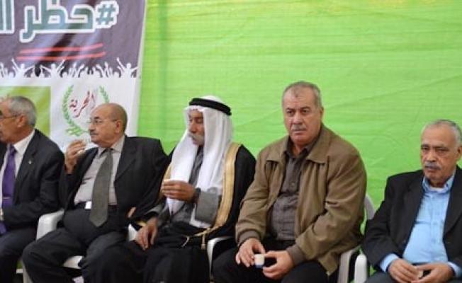 وفد من السلطة يزور خيمة الاعتصام في أم الفحم