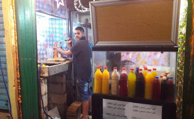 بائعو العصير في شاتيلا
