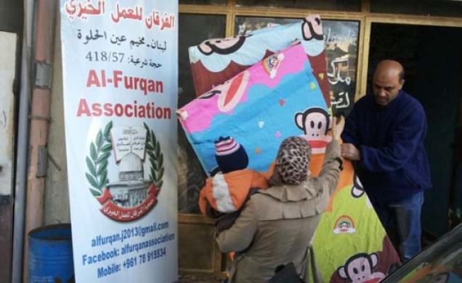 توزيع المساعدات