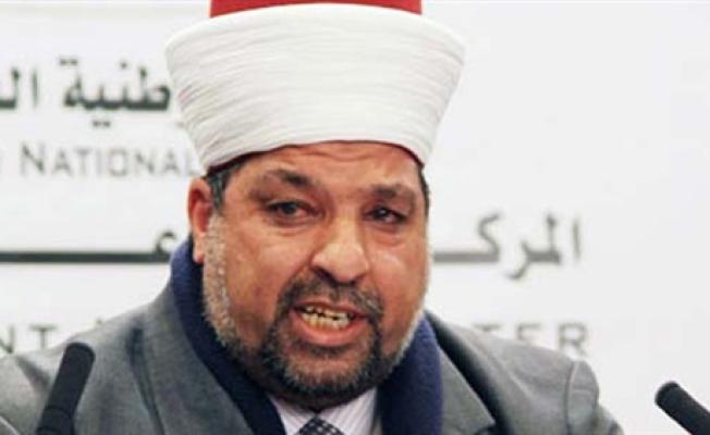 وزير الأوقاف والشؤون الدينية الشيخ يوسف ادعيس