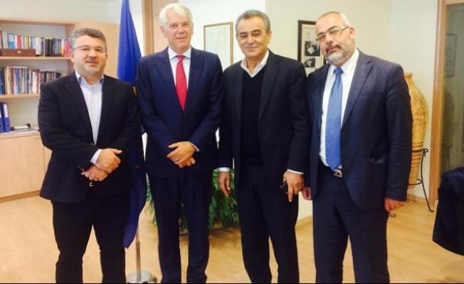 لقاء بين نواب "المشتركة" وسفير الاتحاد الأوروبي في يافا المحتلة