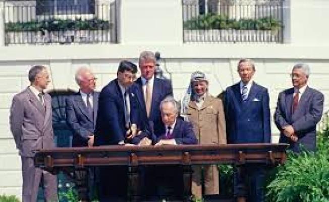التوقيع على اتفاق أوسلو