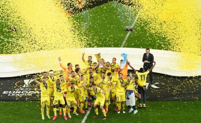 فياريال يتوّج بلقب الدوري الأوروبي