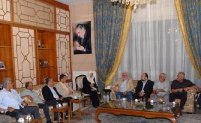 بهية + الفصائل الفلسطينية