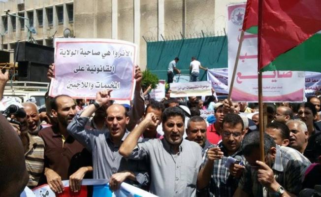 وقفة ضد تقليص خدمات الأونروا