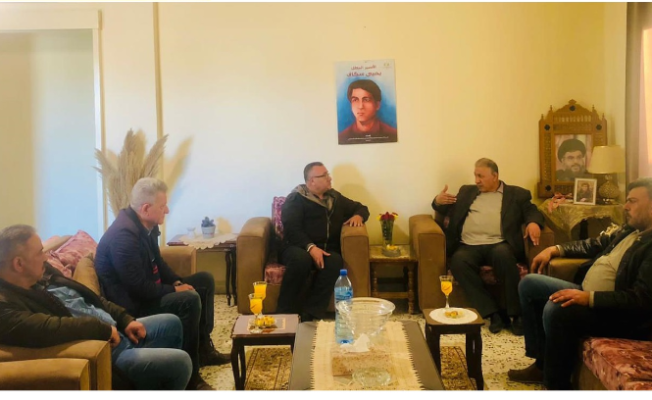 وفد القيادة العامة زار منزل الاسير سكاف