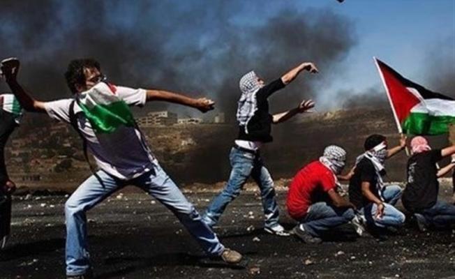 ثورة الشعب الفلسطيني المتجددة على طريق تحرير كل فلسطين من النهر الى البحر