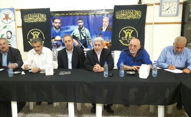 خلال الاجتماع