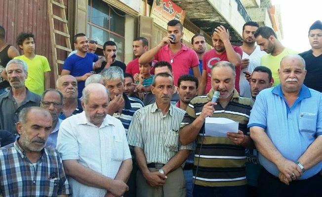 خلال الاعتصام في مخيم نهر البارد