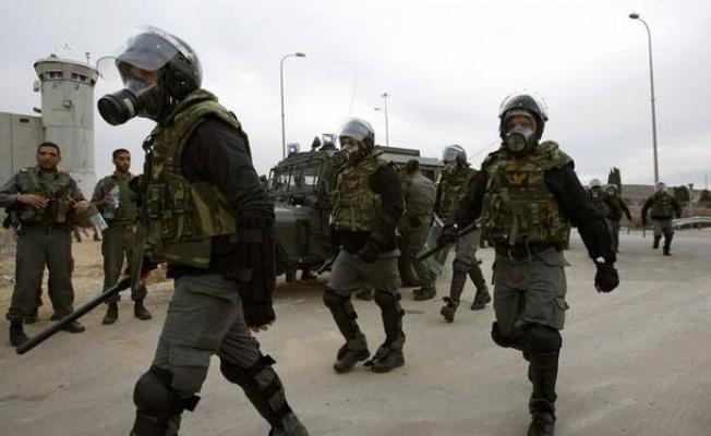 قوات تابعة لإدارة مصلحة السجون الصهيونية المسماة المتسادا)