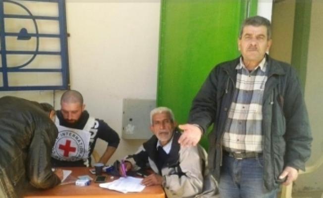 اثناء تقديم المساعدات في البداوي