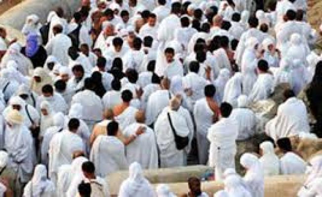 المعتمرون