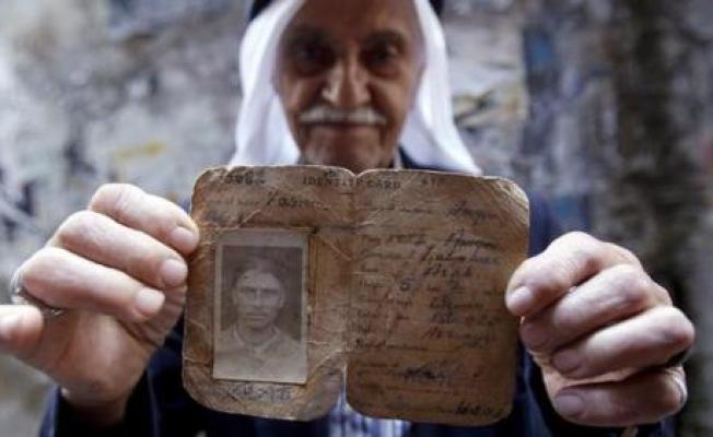 لاجئ فلسطيني