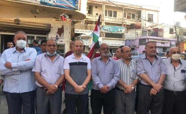 خلال الوقفة في مخيم الجليل