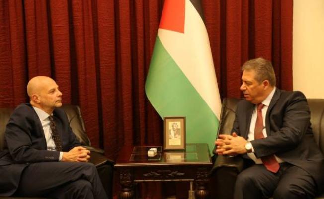 دبور ومدير العام للأونروا في لبنان