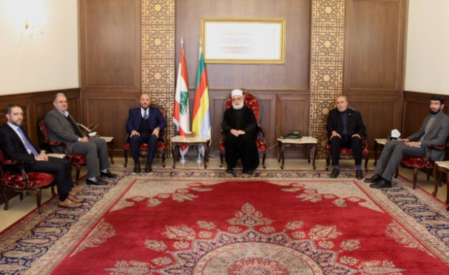 أبي المنى التقى وفد حماس