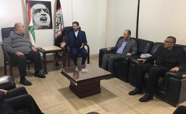 خلال اللقاء