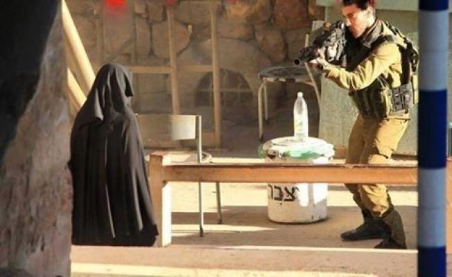  لحظة اطلاق النار على الفتاة