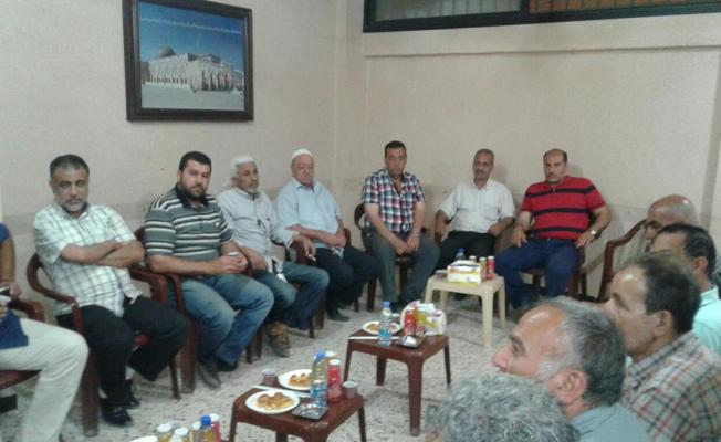 اثناء الاجتماع