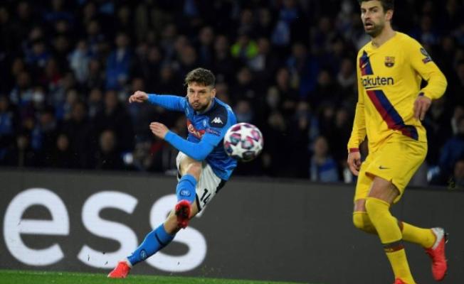 برشلونة يعود بالتعادل أمام نابولي