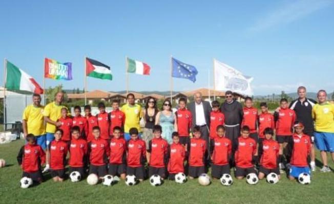 الفريق الفلسطيني المشارك في الدورة