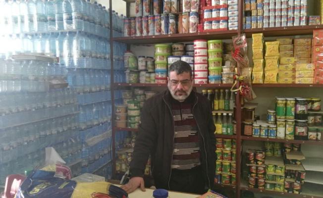 أحد التجار في "البارد"