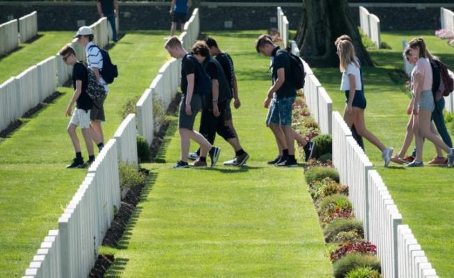 الجنازات على الإنترنت والعزاء أيضًا