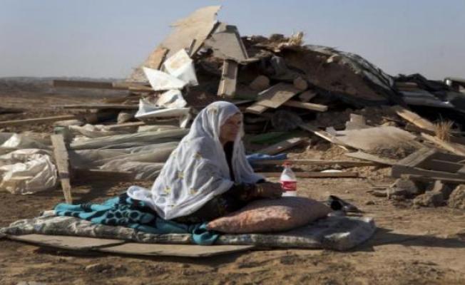 امرأة فلسطينية مهجرة