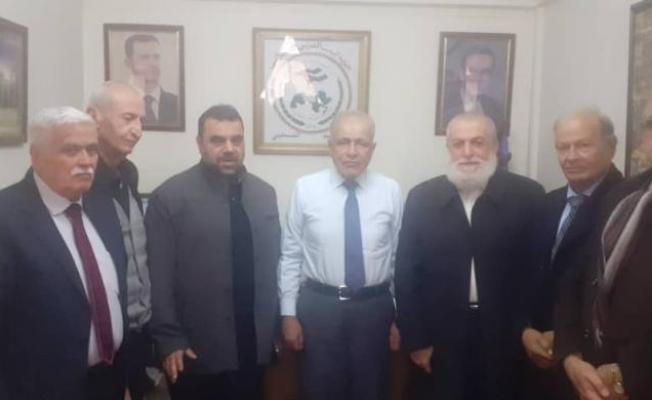 الشيخ عزام يلتقي القيادة الفلسطينية